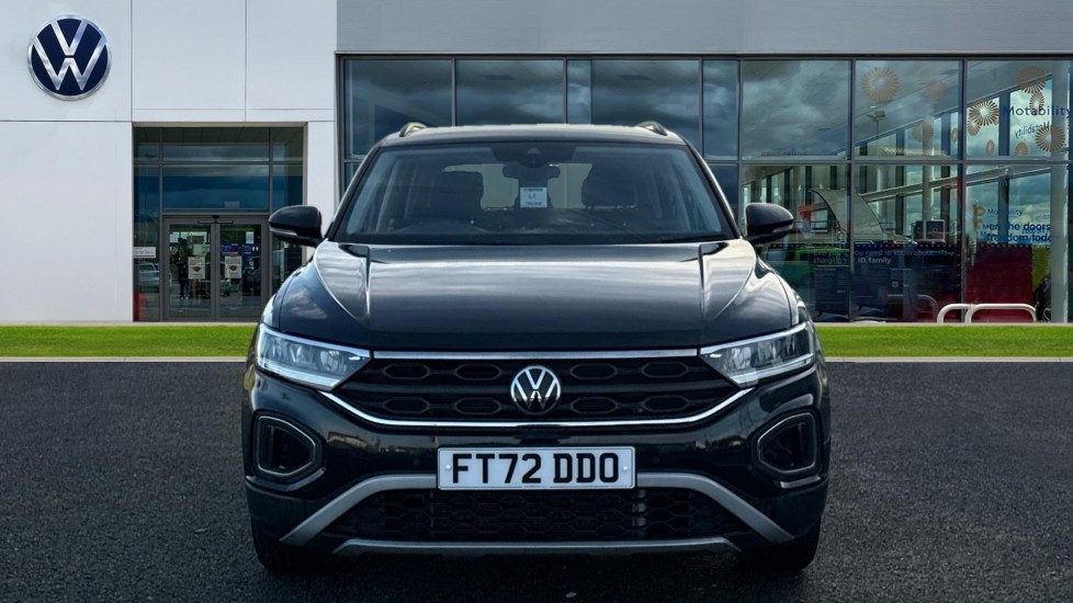 Used Volkswagen T-Roc 2023 for sale - 76796248: Photo 10