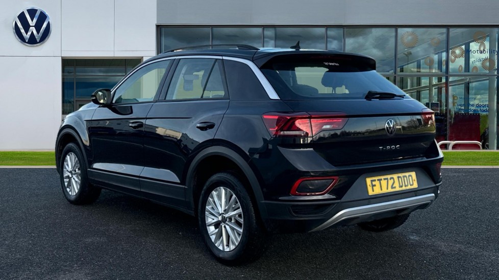 Used Volkswagen T-Roc 2023 for sale - 76796248: Photo 3