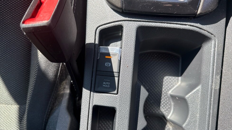 Used Volkswagen T-Roc 2019 for sale - 76589786: Photo 38