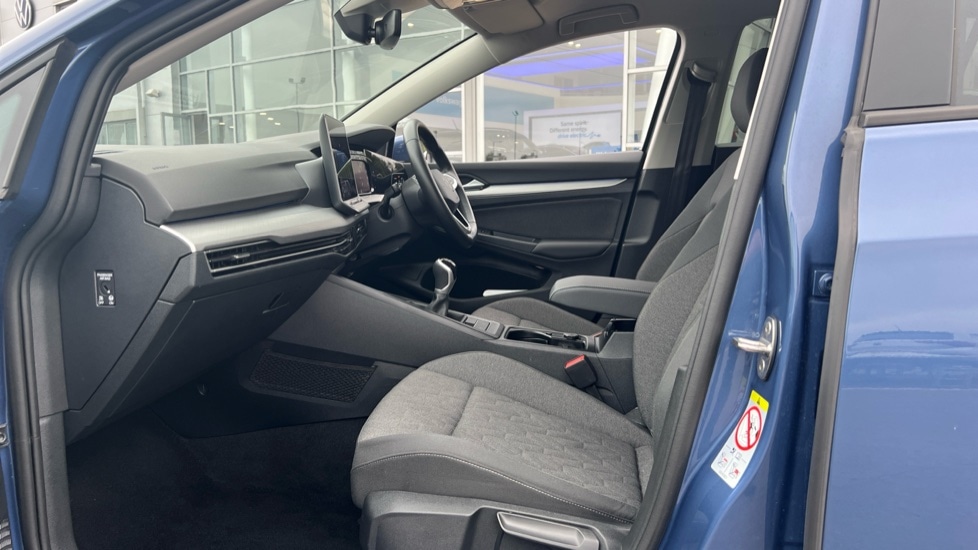 Used Volkswagen Golf 2024 for sale - 76796501: Photo 28