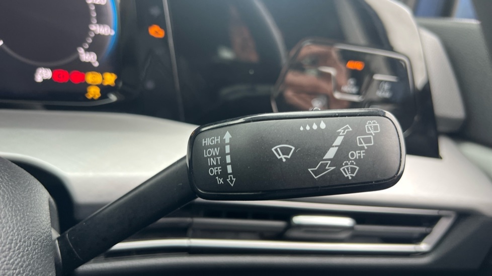 Used Volkswagen Golf 2024 for sale - 76796501: Photo 32