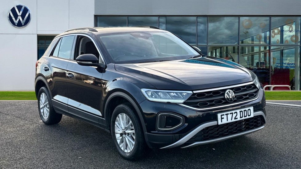 Used Volkswagen T-Roc 2023 for sale - 76660789: Photo 1