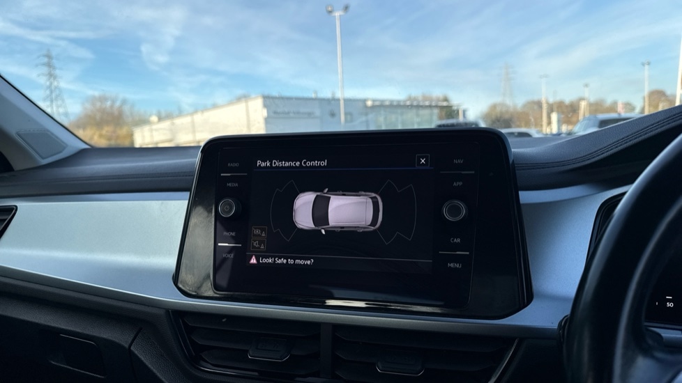 Used Volkswagen T-Roc 2023 for sale - 76660789: Photo 23