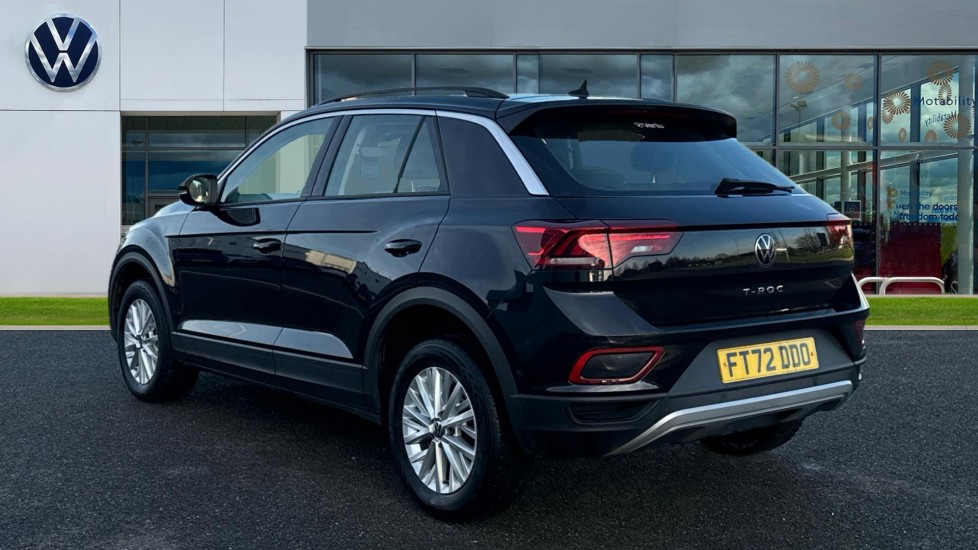 Used Volkswagen T-Roc 2023 for sale - 76660789: Photo 3