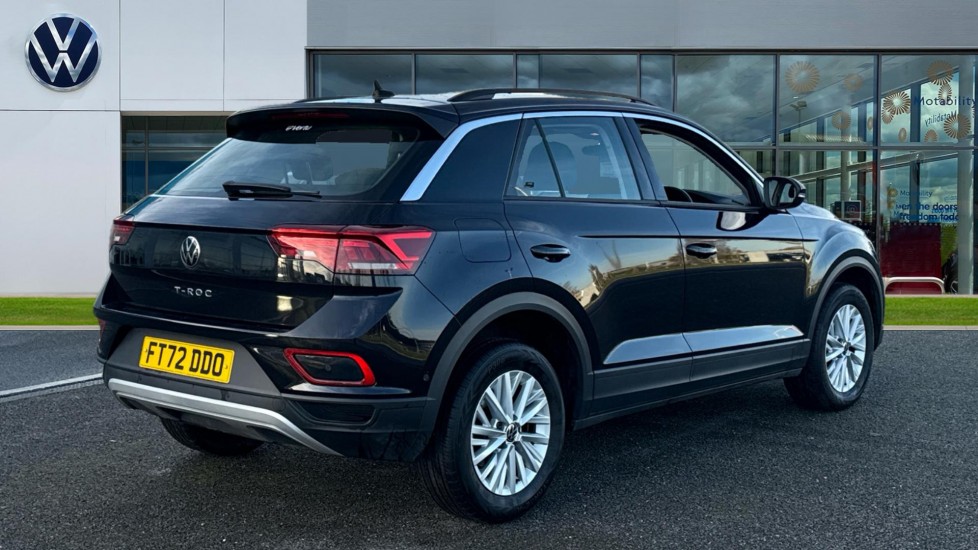Used Volkswagen T-Roc 2023 for sale - 76660789: Photo 8