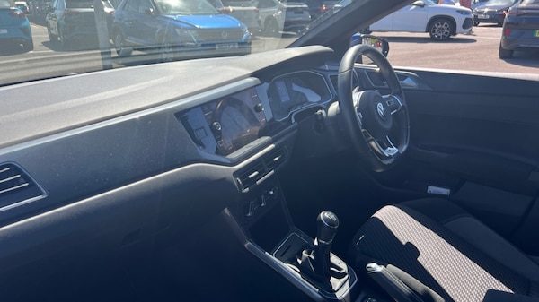 Used Volkswagen Polo 2021 for sale - 75395663: Photo 2