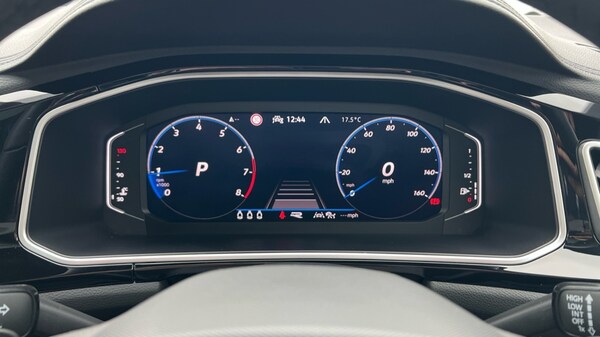 Used Volkswagen T-Roc 2025 for sale - 75652760: Photo 14