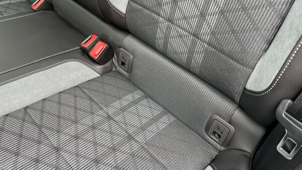 Used Volkswagen T-Roc 2025 for sale - 75652760: Photo 43