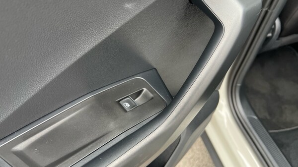 Used Volkswagen T-Roc 2025 for sale - 75652760: Photo 44