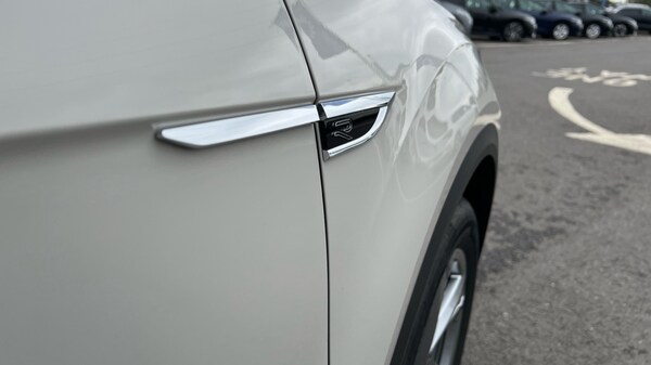 Used Volkswagen T-Roc 2025 for sale - 75652760: Photo 48
