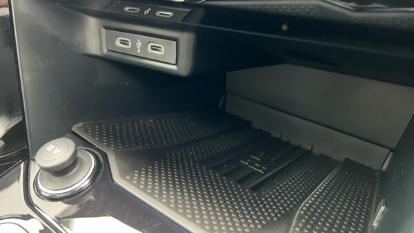 Used Volkswagen T-Roc 2025 for sale - 75652760: Photo 55
