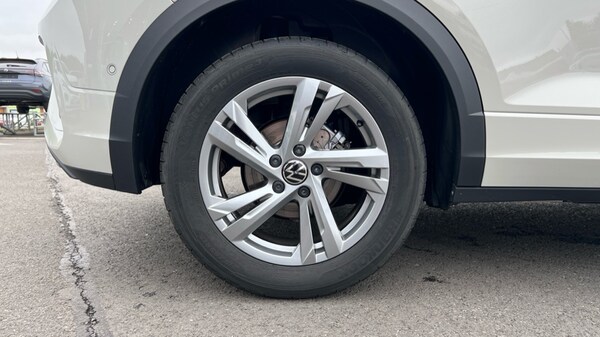 Used Volkswagen T-Roc 2025 for sale - 75652760: Photo 5