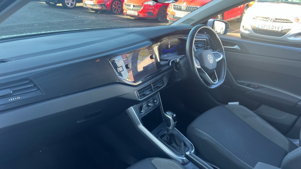 Used Volkswagen Polo 2023 for sale - 76130388: Photo 2