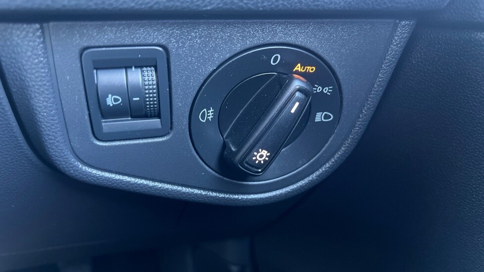 Used Volkswagen Polo 2023 for sale - 76130388: Photo 41