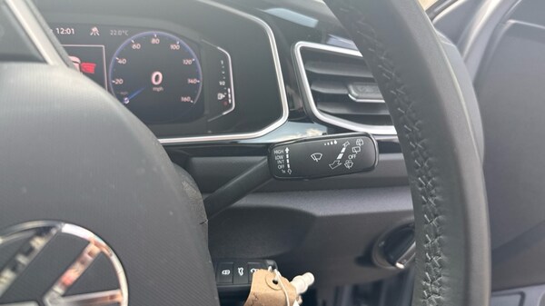Used Volkswagen T-Roc 2025 for sale - 75451514: Photo 29