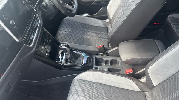 Used Volkswagen T-Roc 2025 for sale - 75451514: Photo 32