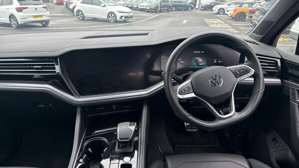 Used Volkswagen Touareg 2025 for sale - 75395677: Photo 12