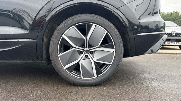 Used Volkswagen Touareg 2025 for sale - 75395677: Photo 18