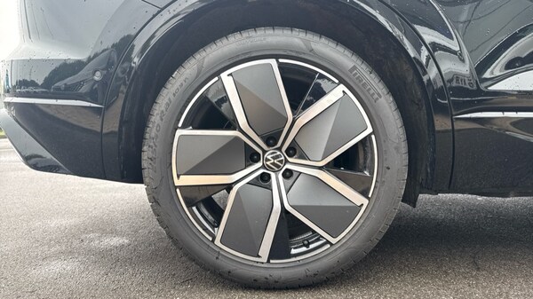 Used Volkswagen Touareg 2025 for sale - 75395677: Photo 19