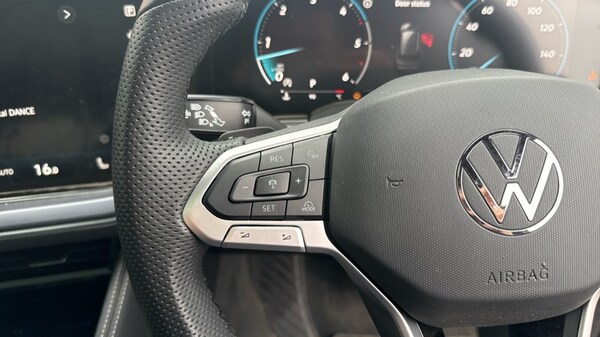Used Volkswagen Touareg 2025 for sale - 75395677: Photo 28