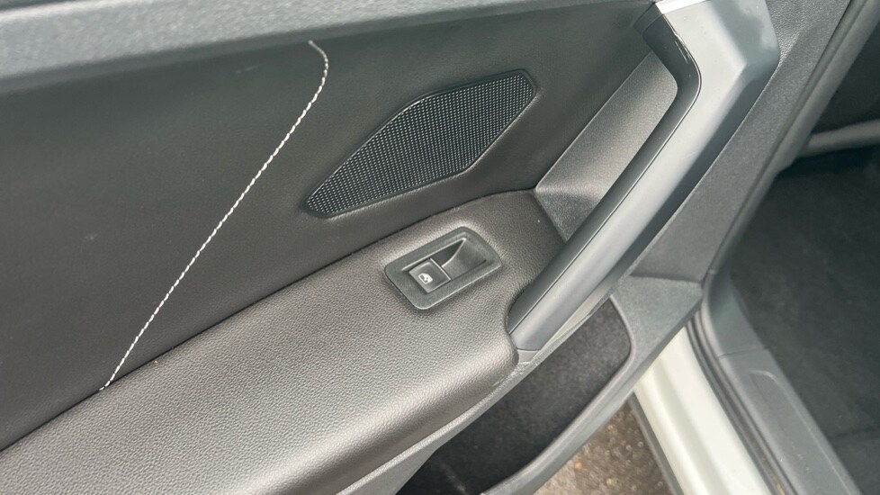 Used Volkswagen Tiguan 2021 for sale - 76796488: Photo 44