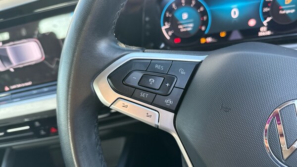 Used Volkswagen Golf 2023 for sale - 76244492: Photo 30