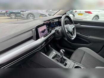 Used Volkswagen Golf 2022 for sale - 75395700: Photo