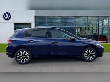 Used Volkswagen Golf 2022 for sale - 75395700: Photo