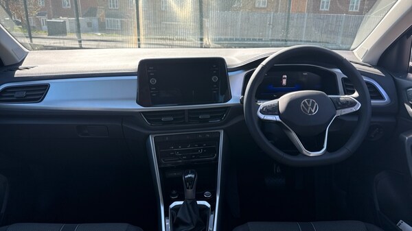 Used Volkswagen T-Roc 2025 for sale - 75522255: Photo 12