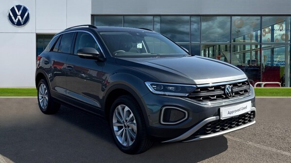 Used Volkswagen T-Roc 2025 for sale - 75522255: Photo 1