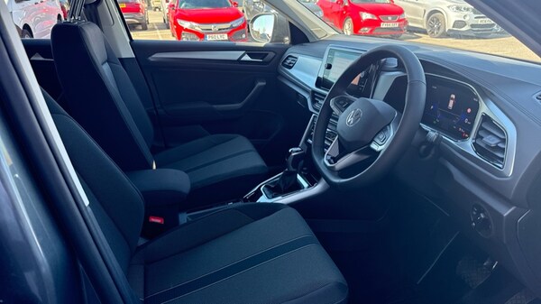 Used Volkswagen T-Roc 2025 for sale - 75522255: Photo 25