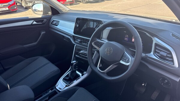 Used Volkswagen T-Roc 2025 for sale - 75522255: Photo 6