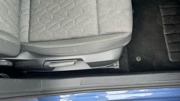 Used Volkswagen Golf 2024 for sale - 75602749: Photo 40