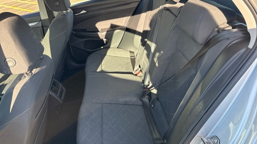 Used Volkswagen Golf 2023 for sale - 76130882: Photo 15