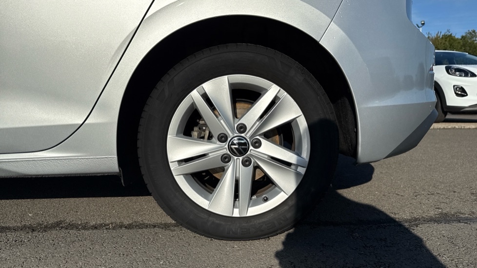 Used Volkswagen Golf 2023 for sale - 76130882: Photo 18