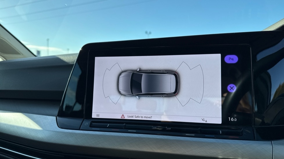 Used Volkswagen Golf 2023 for sale - 76130882: Photo 22