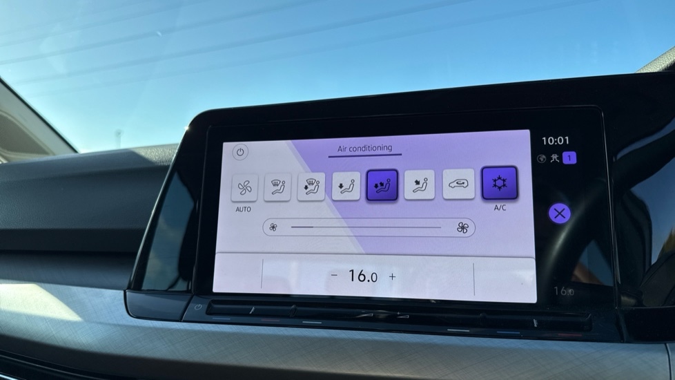 Used Volkswagen Golf 2023 for sale - 76130882: Photo 28