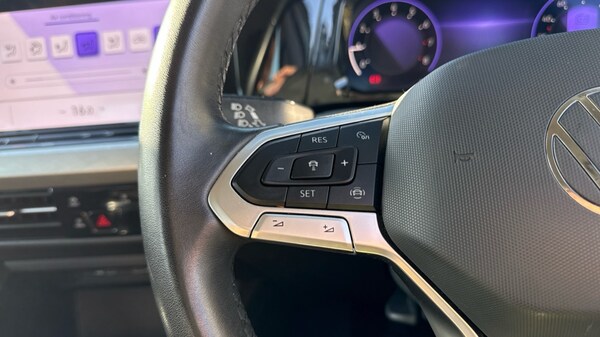 Used Volkswagen Golf 2023 for sale - 76130882: Photo 31
