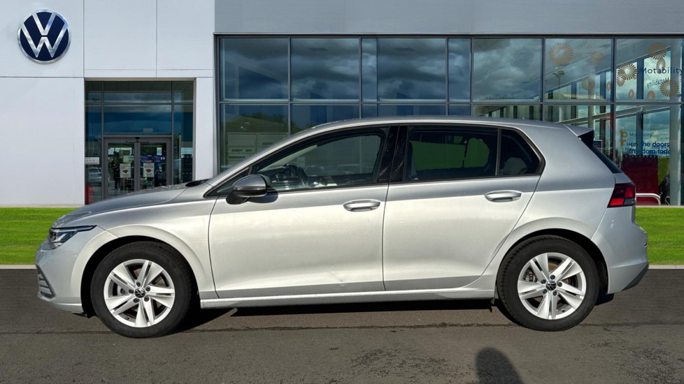 Used Volkswagen Golf 2023 for sale - 76130882: Photo 9