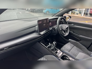 Used Volkswagen Golf 2025 for sale - 76452085: Photo