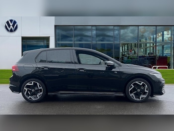 Used Volkswagen Golf 2025 for sale - 76452085: Photo