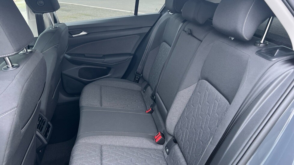 Used Volkswagen Golf 2025 for sale - 76475044: Photo 15