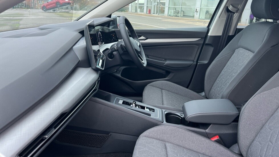 Used Volkswagen Golf 2025 for sale - 76475044: Photo 28