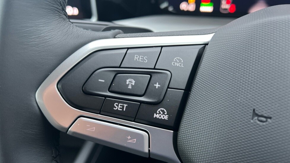 Used Volkswagen Golf 2025 for sale - 76475044: Photo 31