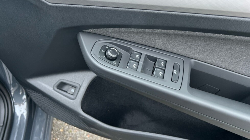 Used Volkswagen Golf 2025 for sale - 76475044: Photo 37