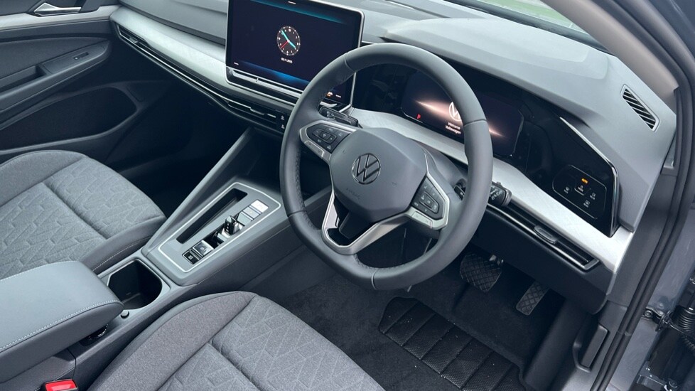 Used Volkswagen Golf 2025 for sale - 76475044: Photo 6