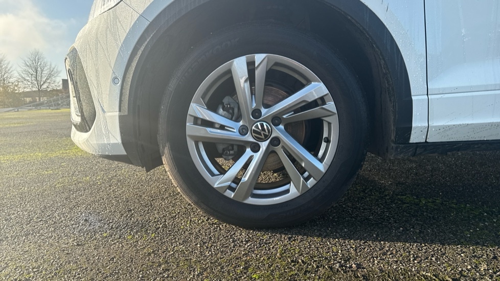 Used Volkswagen T-Roc 2025 for sale - 76452367: Photo 5