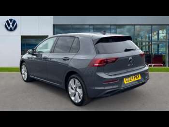 Used Volkswagen Golf 2024 for sale - 74648102: Photo