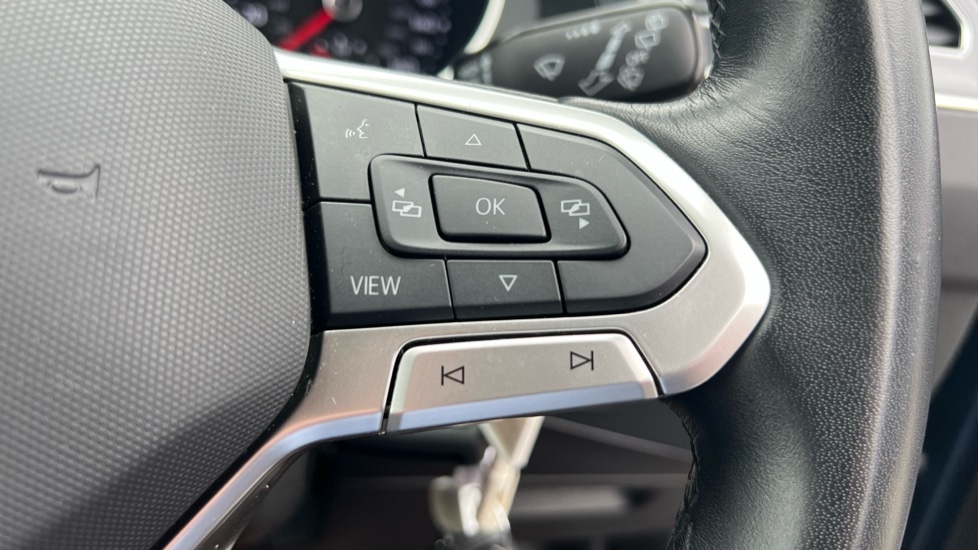 Used Volkswagen Tiguan 2022 for sale - 76796526: Photo 30