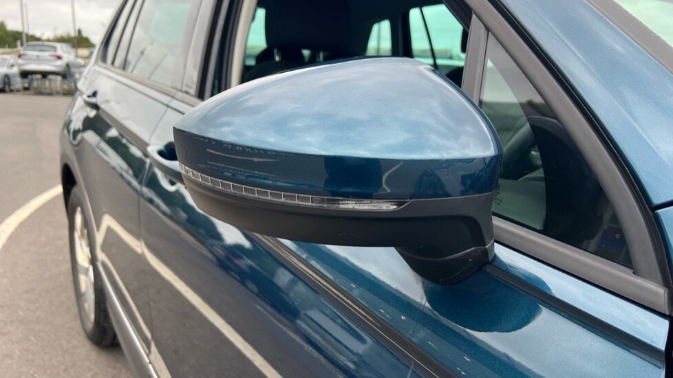 Used Volkswagen Tiguan 2022 for sale - 76796526: Photo 48